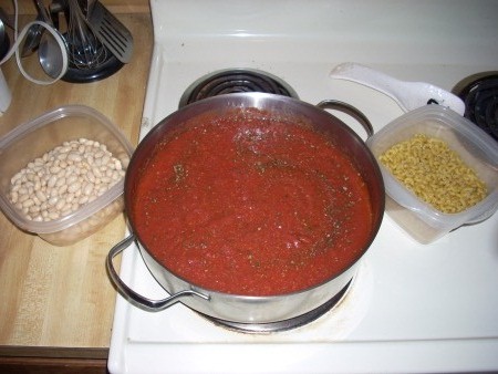 Ingredients for pasta e fagioli.