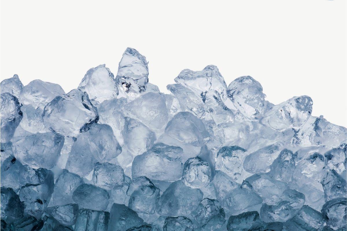 Ice cubes in a pile.