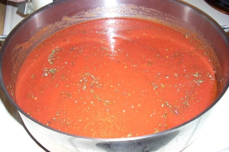 Tomato sauce, sketch.