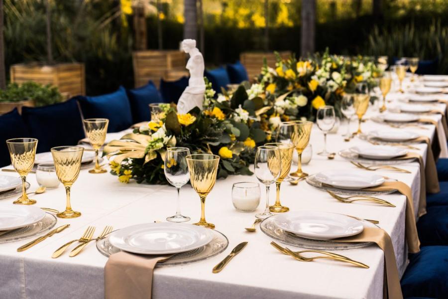 Table setting for fancy fine dining.