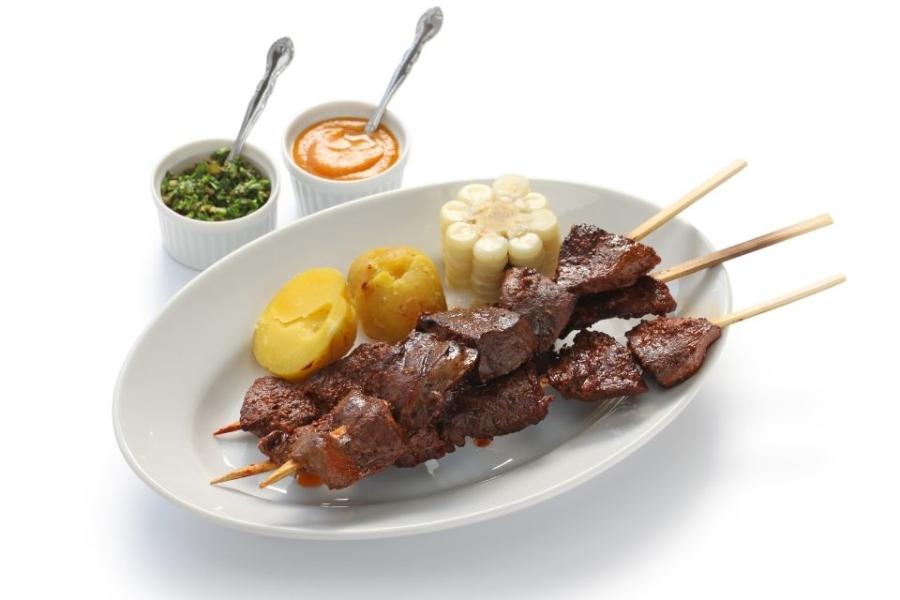 Skewered ox heart, anticuchos de corazón.